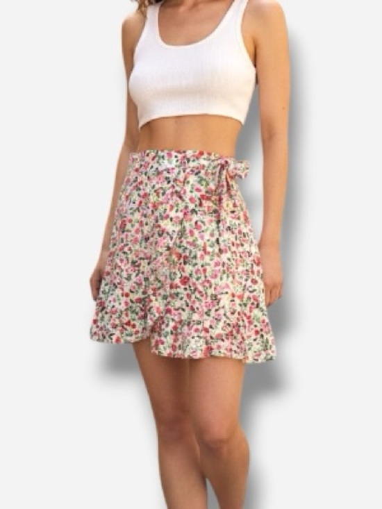 Urban Outfitters Dresses & Skirts - 🌸New🌸 Urban Outfitters Floral Belted Toni mini Skirt Sz Xsmall NWT